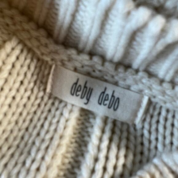 Deby Debo Knit Cozy Cream Fringe Cropped Sweater Size S - Picture 8 of 11